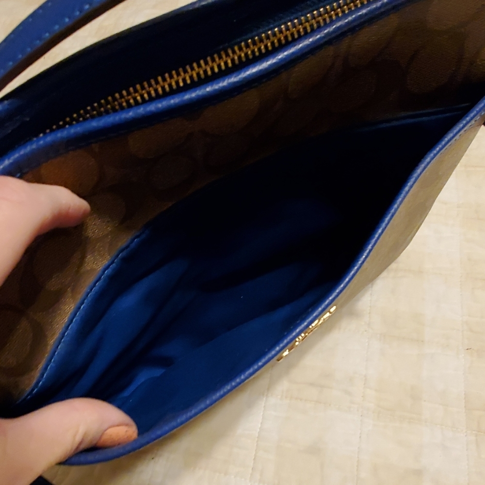 Coach filebag crossbody - Picture 2 of 5